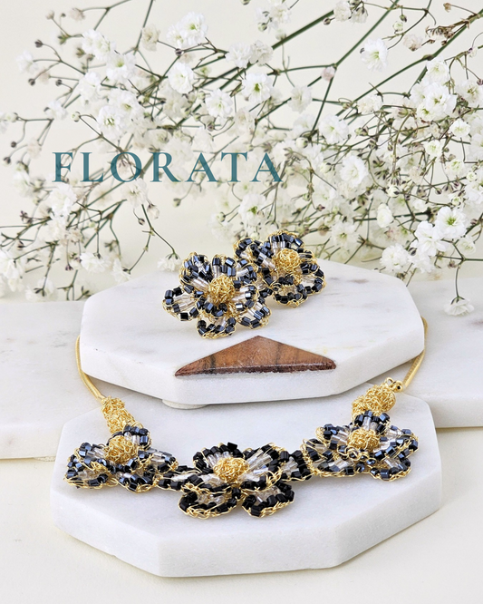 Noir Florale